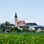 Charmante In Nahe Ammersee アパート